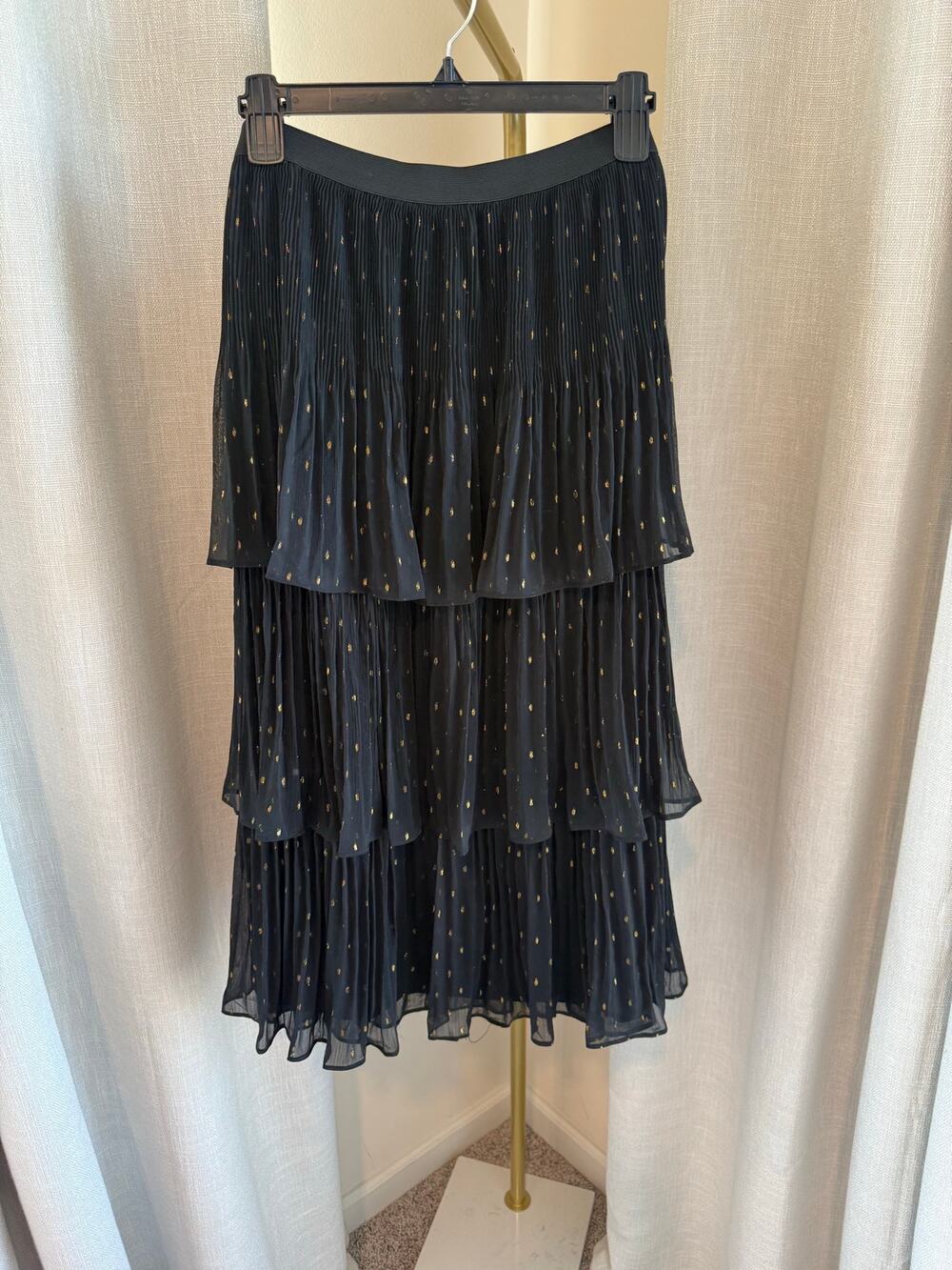 Chelsea & Violet Maxi Skirt Women's Large Black Gold Dot Printed Tiered Pleated